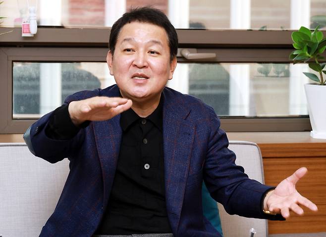 박건영 브레인자산운용 사장이 최근 서울 여의도 사무실에서 매일경제신문과 인터뷰를 하고 있다. 김재훈 기자
