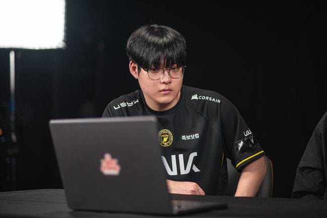 라이엇게임즈 플리커.