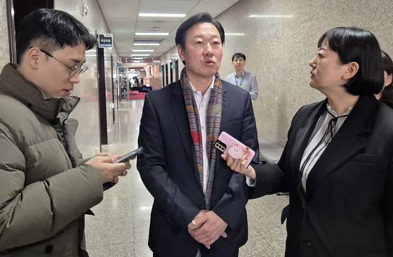 국민의힘 원내대표 비서실장인 초선 박수민 의원이 17일 국회에서 서울시장 출마의 뜻을 밝혔다.