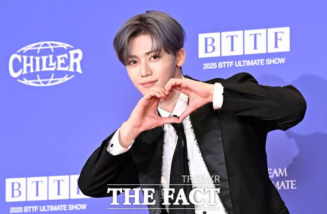 보이그룹 NCT 드림의 멤버 재민이 팬들에게 300만원 상당의 신세계 상품권을 선물했으나, 그중 90만원을 이마트 내부 직원이 가로채면서 논란이 일고 있다. /이새롬 기자