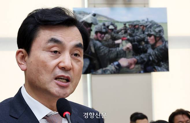 안규백 국방부 장관이 17일 국회 국방위원회 전체회의에서 발언하고 있다. 박민규 선임기자