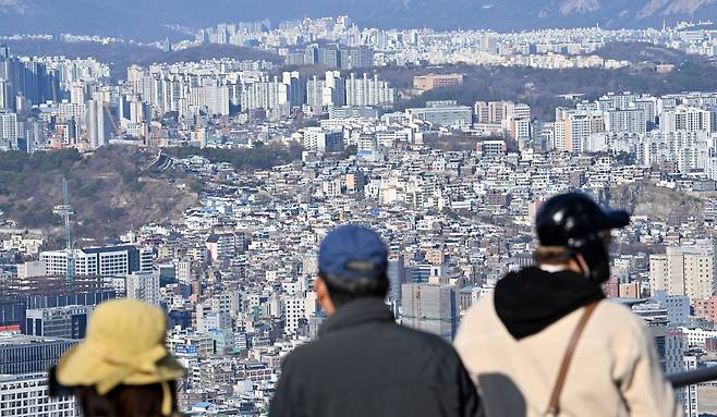 서울 남산타워에서 바라본 도심의 모습. [헤럴드DB]