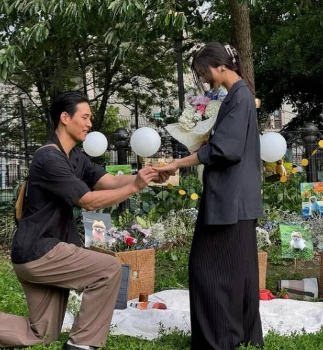 이재와 예비신랑 샘킴. 사진l이재 SNS 캡처