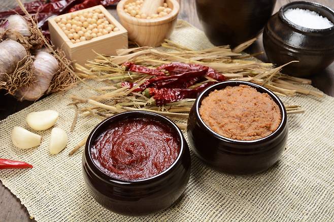 전국 발효식품을 한자리에서 만나볼 수 있는 ‘2026 K-푸드 발효문화대전’이 4월 3~5일 서울 서초구 양재 aT센터 제1전시장에서 열린다. GETTYIMAGES