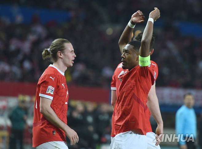 오스트리아 축구대표팀 캡틴 다비드 알라바(오른쪽) [신화=연합뉴스]