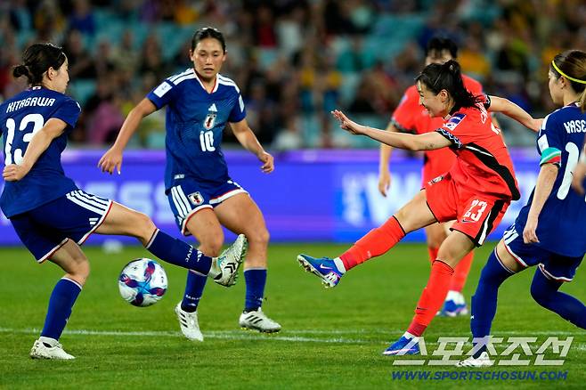 호주 시드니 스타디움 오스트레일리아/ 2026 AFC 여자 아시안컵/ 준결승/한국 vs 일본 /강채림/득점 슈팅/사진 Michael Gorton