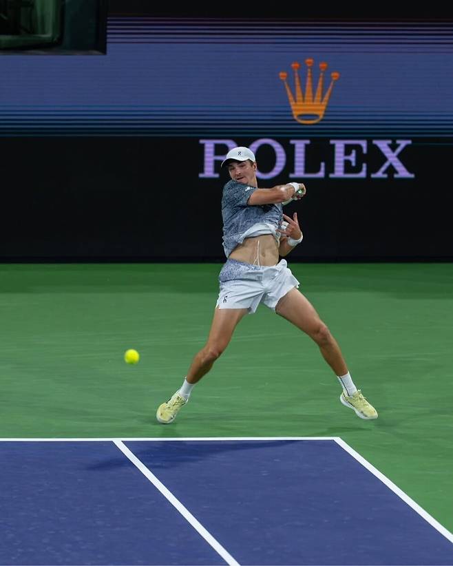 인디언 웰스 ATP 마스터스 1000 때 야닉 시너와 격돌한 폰세카. 사진 폰세카 인스타그램