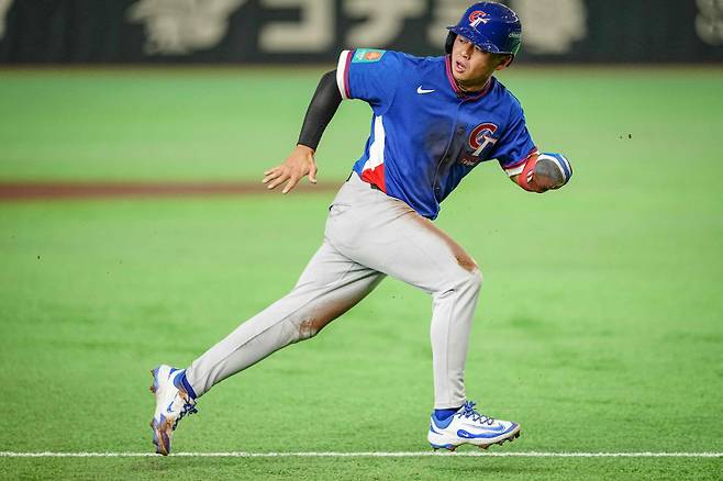 <yonhap photo-3969=""> Taiwan's Tsung-Che Cheng runs to home base during the World Baseball Classic (WBC) Pool C game between Taiwan and Czech Republic at the Tokyo Dome in Tokyo on March 7, 2026. (Photo by Yuichi YAMAZAKI / AFP)/2026-03-07 13:07:10/ <저작권자 ⓒ 1980~2026 ㈜연합뉴스. 무단 전재 재배포 금지, AI 학습 및 활용 금지></yonhap>