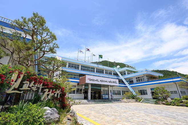 정선군청 전경. 정선군 제공