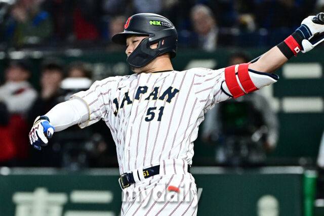 7일 일본 도쿄돔에서 열린 2026 월드 베이스볼 클래식(WBC) 조별리그 한국-일본 경기. 일본 스즈키가 1회말 1사 2루에 투런포를 쳤다./마이데일리