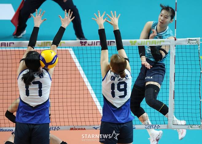 [B하인드★] '용병계 김연경' 지젤 실바 또 트리플크라운! '몰빵 배구'로 GS 4년 만에 봄 잔치