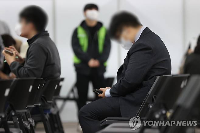 "지방 간 청년 3명 중 1명, 2년 못 버티고 수도권 'U턴'" [연합뉴스 자료사진] *기사와 관련이 없는 자료사진입니다.