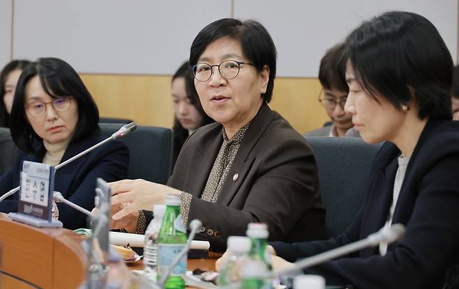 공공의료 인공지능 확산을 위한 정책 간담회에 참석한 정은경 복지부 장관 [보건복지부 제공. 재판매 및 DB 금지]