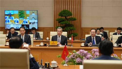 17일 중국·베트남 양자 협력 지도위원회 회의 참석한 왕이 중국 외교부장 [중국 외교부 제공. 재판매 및 DB 금지]