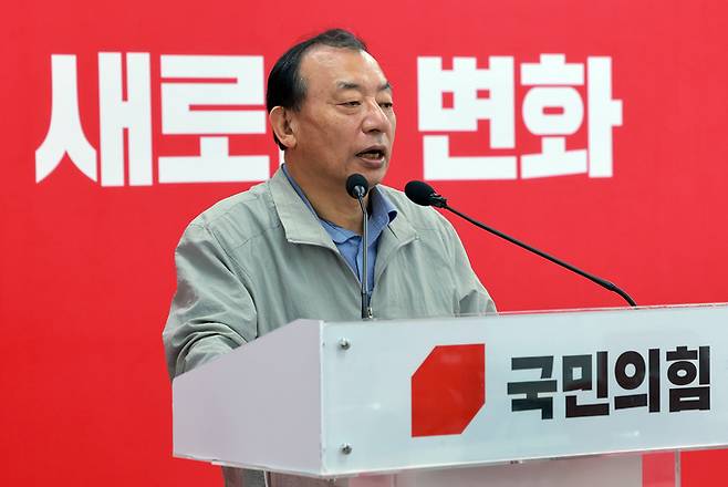 ▲ 국민의힘 이정현 공천관리위원장이 19일 서울 영등포구 여의도 중앙당사에서 공관위 회의 결과와 공천 일정 등에 관해 브리핑하고 있다. 연합