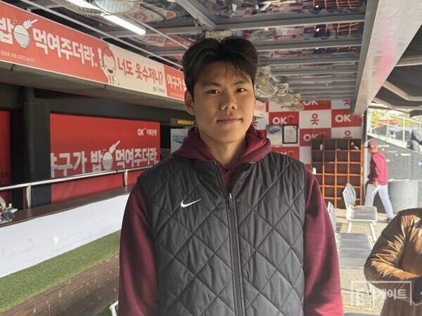 키움 히어로즈 5선발 경쟁을 벌이는 김윤하(사진=더게이트 배지헌 기자)