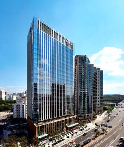 LG유플러스가 보안사고에 대비해 선제적으로 유심 교체에 나선다. &nbsp;/ LG유플러스