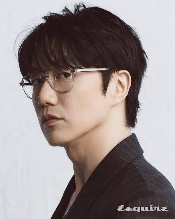 가수 성시경. 사진='에스콰이어'