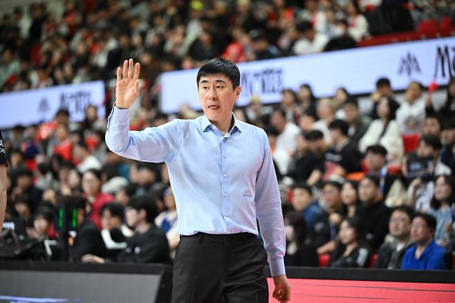 이상민 부산 KCC 감독. KBL 제공