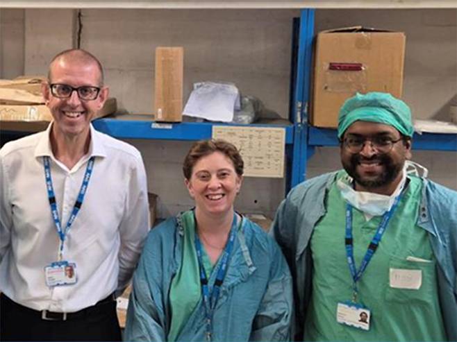 영국 국민 보건서비스(NHS)의 백신 재고 관리 IMS팀 모습. [NHS 홈페이지 캡처]