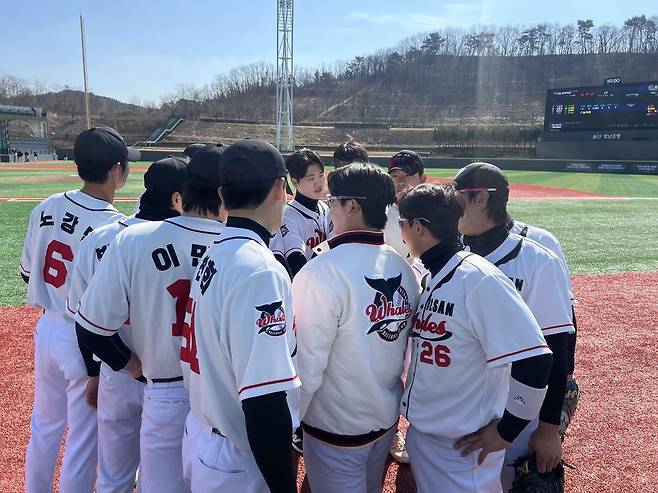 울산 웨일즈는 20일 울산문수야구장서 열린 ‘2026 메디힐 KBO 퓨처스리그’ 롯데 자이언츠와 홈경기서 창단 첫 경기를 치른다. 사진제공｜울산 웨일즈