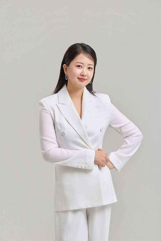 김다예