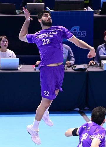 공격하는 우리카드의 알리 [한국배구연맹 제공. 재판매 및 DB 금지]