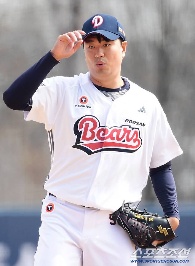 14일 이천 두산베어스파크에서 열린 KBO리그 시범경기 두산과 삼성의 경기. 투구하는 두산 이영하. 이천=송정헌 기자songs@sportschosun.com/2026.03.14/