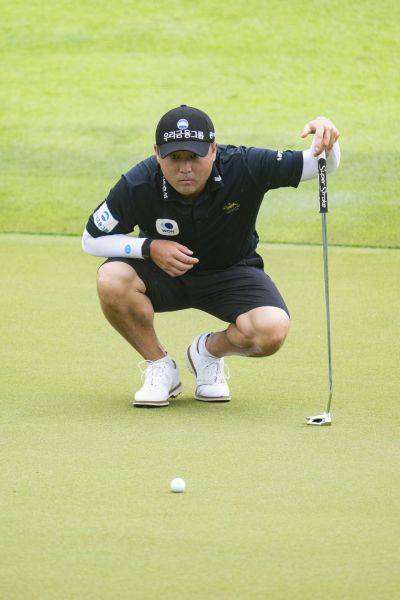 이태훈이 LIV 골프 사우스 아프리카 1라운드를 공동 17위로 시작했다. LIV 골프 제공