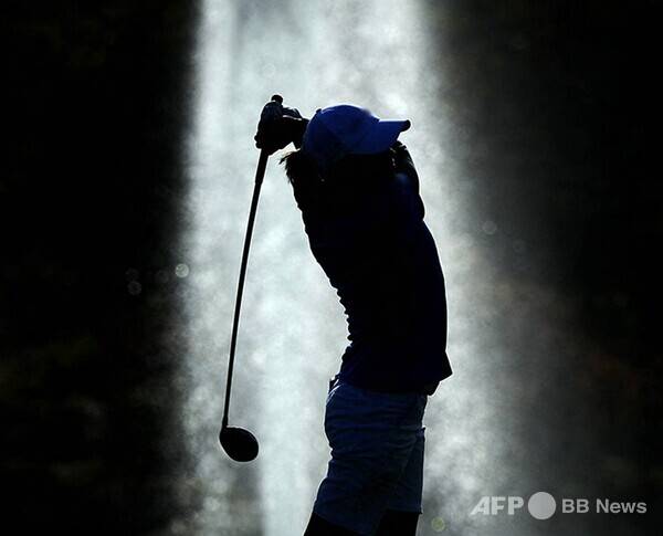 사진은 칼럼과 관련 없는 참고 이미지입니다. 사진은 프로 골프선수가 스윙하는 모습입니다. 사진제공=ⓒAFPBBNews = News1 (사진을 무단으로 사용하지 마십시오.)