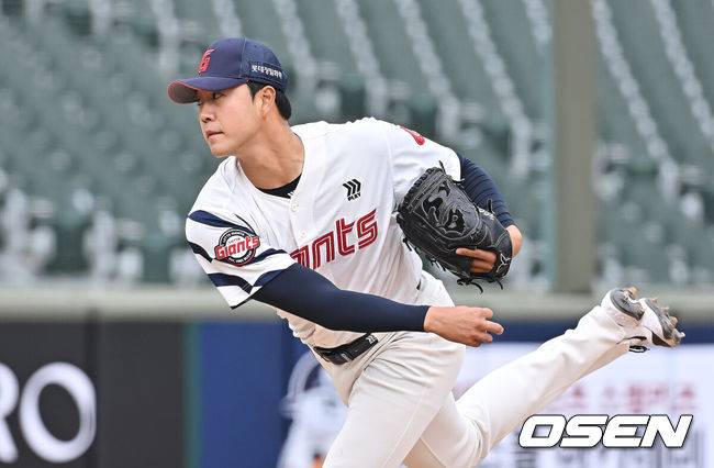 [OSEN=부산, 이석우 기자]  롯데 자이언츠 윤성빈 / foto0307@osen.co.kr
