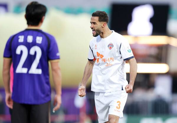 '1무 3패 부진' 제주SK, 강원FC전서 시즌 첫 승 도전…세레스틴 "책임감 갖고 임하겠다".(사진제공=제주SK)