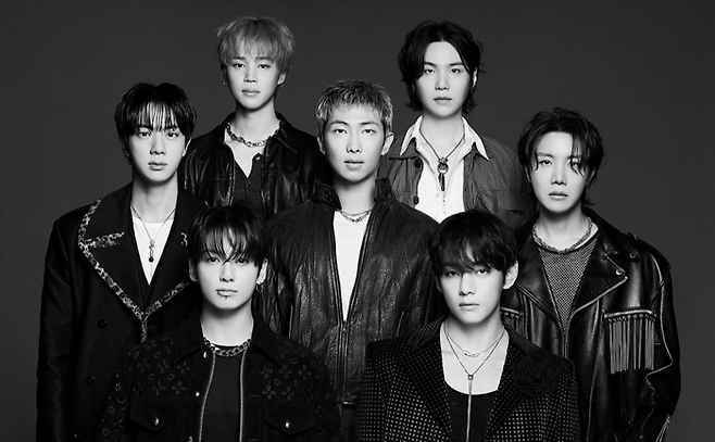 그룹 방탄소년단(BTS)이 완전체 앨범 ‘아리랑’(ARIRANG)을 20일 발표했다. 2022년 6월 앤솔러지 앨범 ‘Proof’ 이후 3년 9개월 만의 신보다. [빅히트 뮤직]