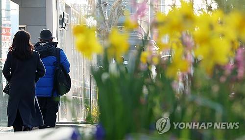 꽃샘추위 아침 [연합뉴스 자료사진]