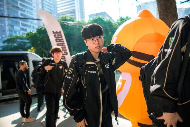 라이엇게임즈 플리커.