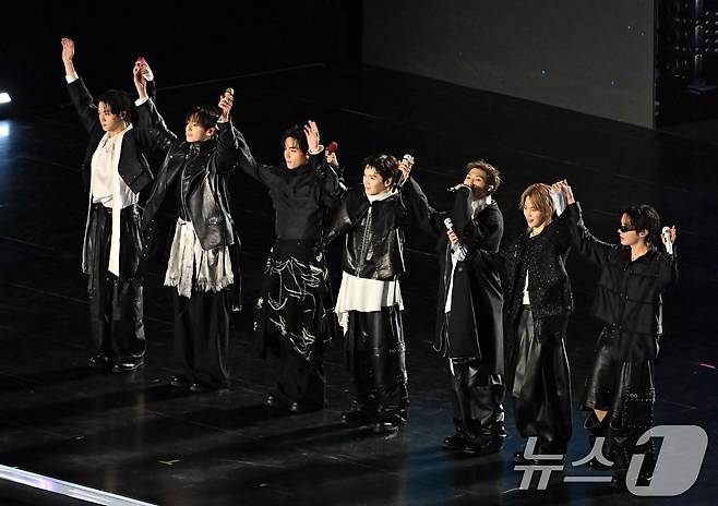 방탄소년단(BTS)이 21일 서울 광화문광장에서 'BTS 컴백 라이브: 아리랑' 발매 기념 컴백 공연을 하고 있다. 2026.3.21 ⓒ 뉴스1 사진공동취재단