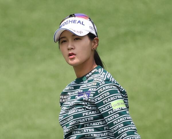 2026년 일본여자프로골프(JLPGA) 투어 V포인트×SMBC 레이디스 골프 토너먼트 우승 경쟁에 가세한 박현경 프로. 사진제공=KLPGA (사진을 무단으로 사용하지 마십시오.)