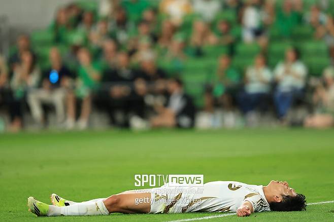 ▲ 손흥민이 유효슈팅을 한 번도 못 때렸다. 오스틴 원정길에서 호시탐탐 기회를 노리긴했지만 위협적이지 않았다. 다시 원톱으로 나선 손흥민이지만 심각한 LAFC의 활용법에 무득점이 8경기로 늘어났다.