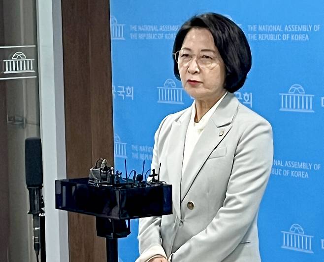 ▲추미애 국회 법제사법위원장이 23일 위원장직을 사퇴했다.&nbsp;