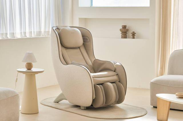 코지마 리클라이너 안마의자 신제품 '소프라 쁘띠' [사진=코지마]