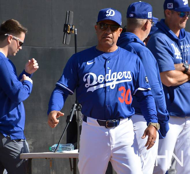 (데이브 로버츠 다저스 감독)