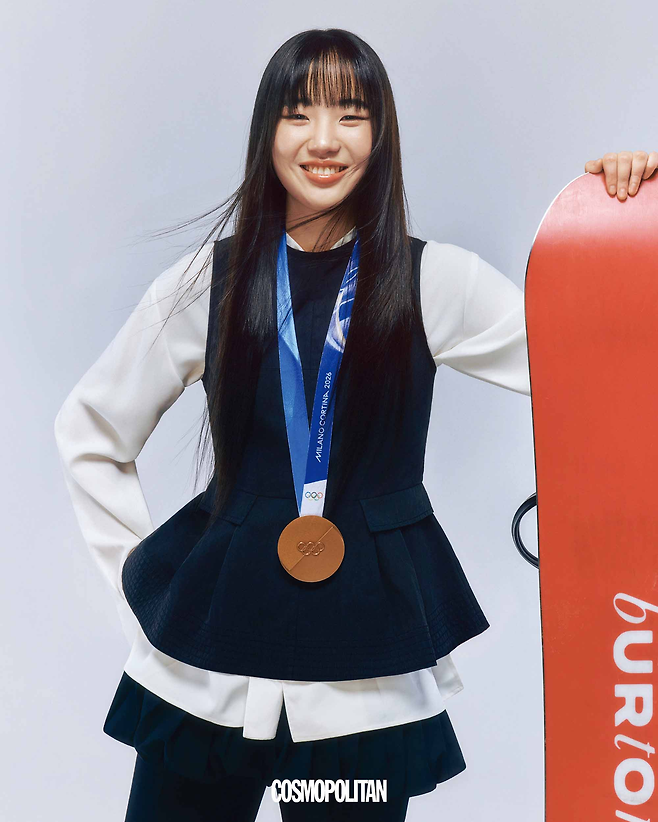 스노보드 프리스타일 빅에어 올림픽 메달리스트 유승은. 코스모폴리탄 제공
