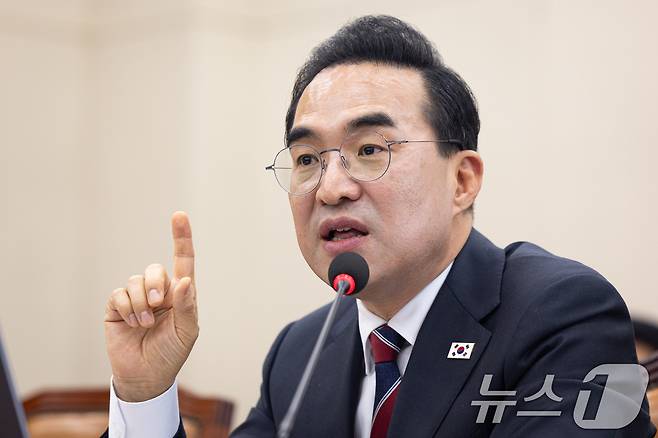 박홍근 기획예산처 장관 후보자가 23일 서울 여의도 국회에서 열린 인사청문회에 출석해 의원 질의에 답하고 있다. 2026.3.23 ⓒ 뉴스1 유승관 기자