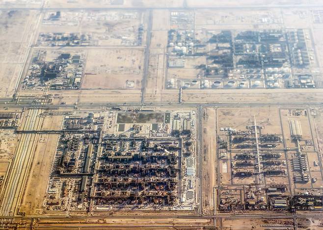 카타르 에너지 산업 중심지인 라스라판 산업도시의 액화천연가스(LNG) 시설 모습. [EPA]