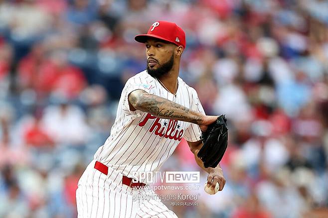 ▲ 도미니카공화국과 필라델피아 필리스 투수 크리스토퍼 산체스.