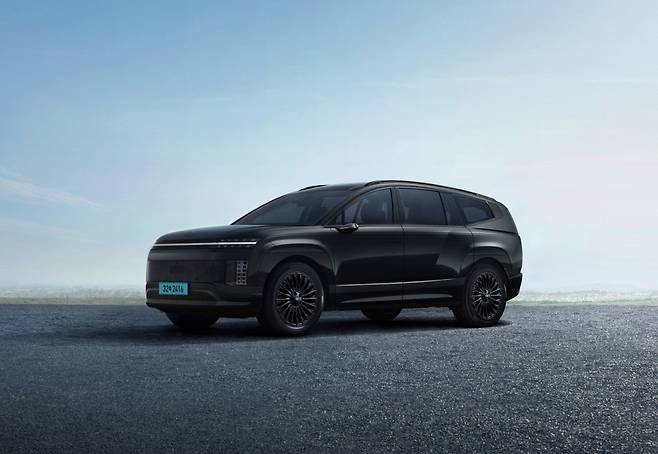 현대차가 출시한 전동화 대형 SUV ‘2027 아이오닉 9’. 현대차 제공.
