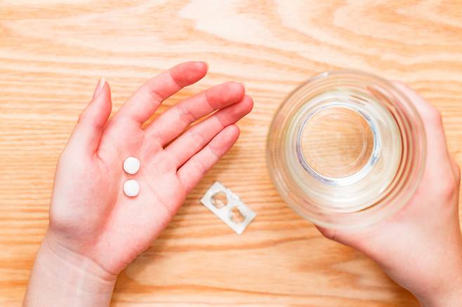 고지혈증, 고혈압, 당뇨병에 걸러도 약 복용을 꺼리는 사람이 있다. 의사와 잘 상의해 판단해야 한다. 사진=게티이미지뱅크