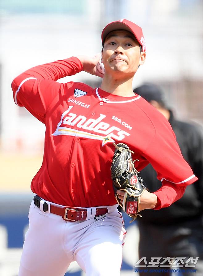 13일 광주 기아챔피언스필드에서 열린 KIA 타이거즈와 SSG 랜더스의 시범경기. SSG 타케다가 역투하고 있다. 광주=박재만 기자 pjm@sportschosun.com/2026.03.13/