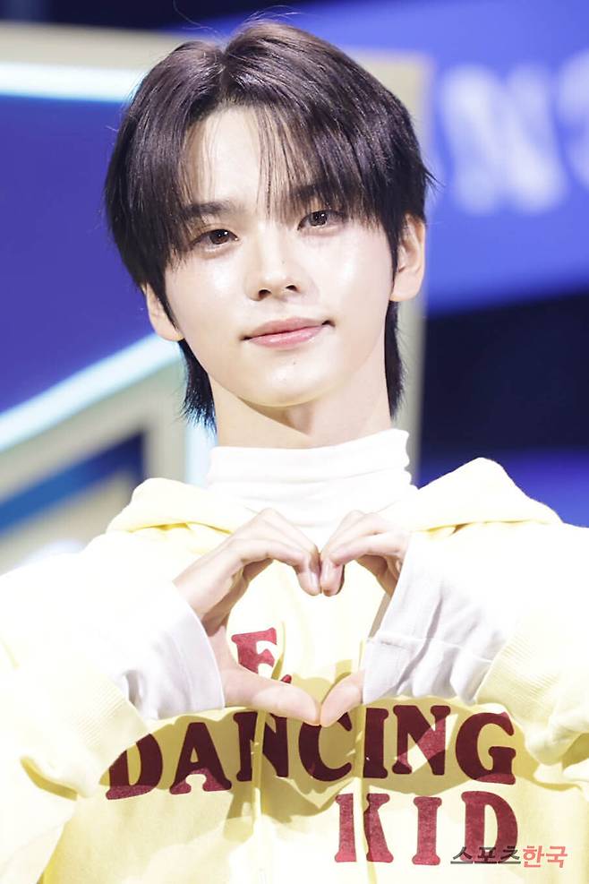 미니 4집 '플레이 하드(play hard)' 미디어 쇼케이스에 참석한 그룹 투어스(TWS) 신유. 25.10.13 ⓒ이혜영 기자 lhy@hankooki.com