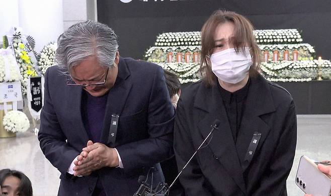 화재로 인해 74명의 인명피해가 발생한 안전공업㈜ 손주환 대표가 26일 대전시청에 마련된 합동분향소에서 사과하고 있다. 김주형 기자 kjh2667_@cctoday.co.kr